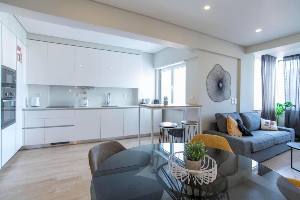 New - Luxury & Bright Apartment Lisboa Extérieur photo