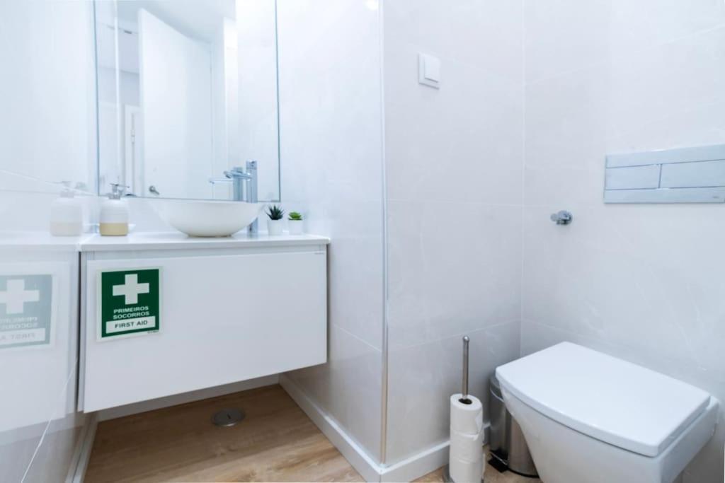 New - Luxury & Bright Apartment Lisboa Extérieur photo
