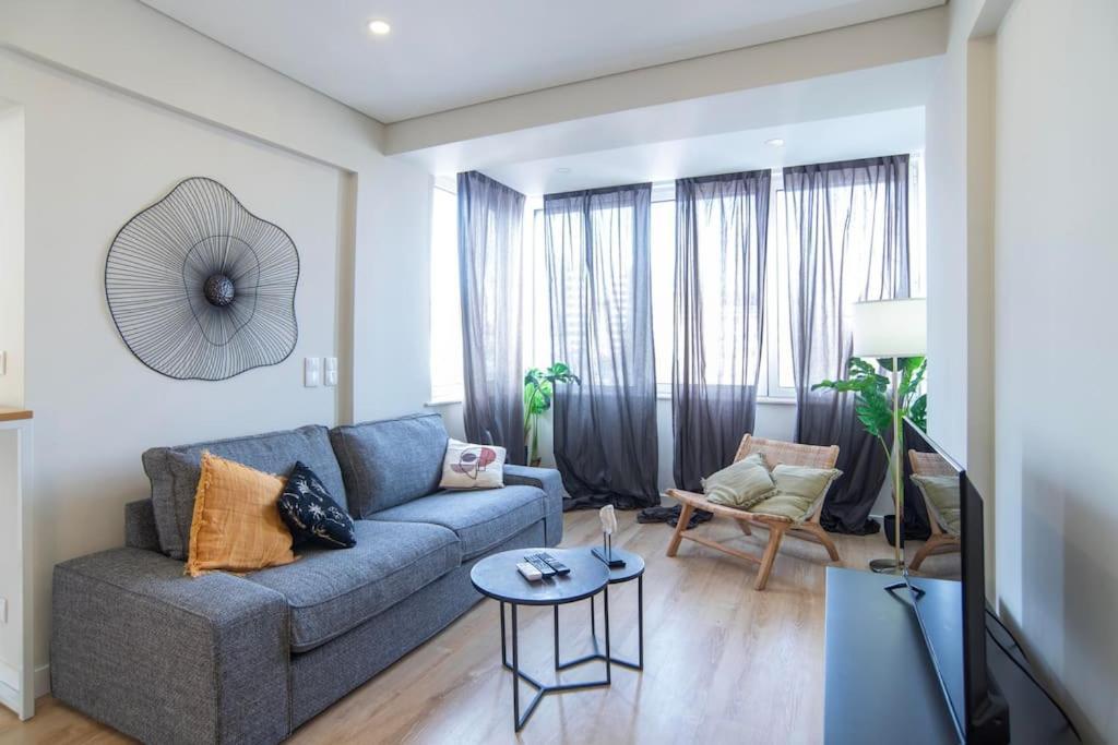 New - Luxury & Bright Apartment Lisboa Extérieur photo