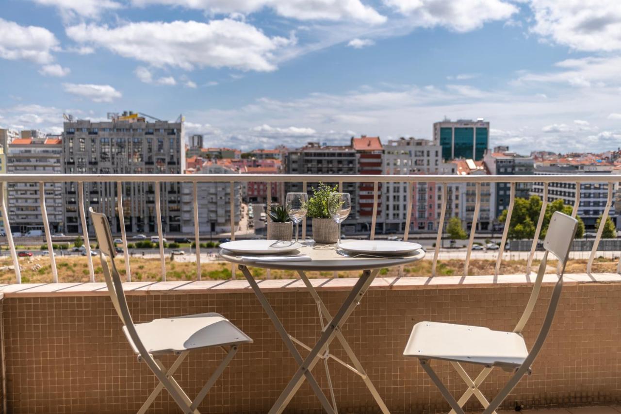 New - Luxury & Bright Apartment Lisboa Extérieur photo